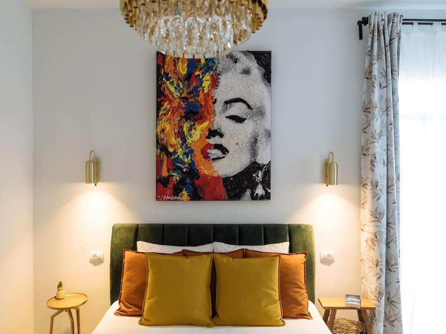 Le Bijou De Marilyn Apartment บูคาเรสต์ ภายนอก รูปภาพ